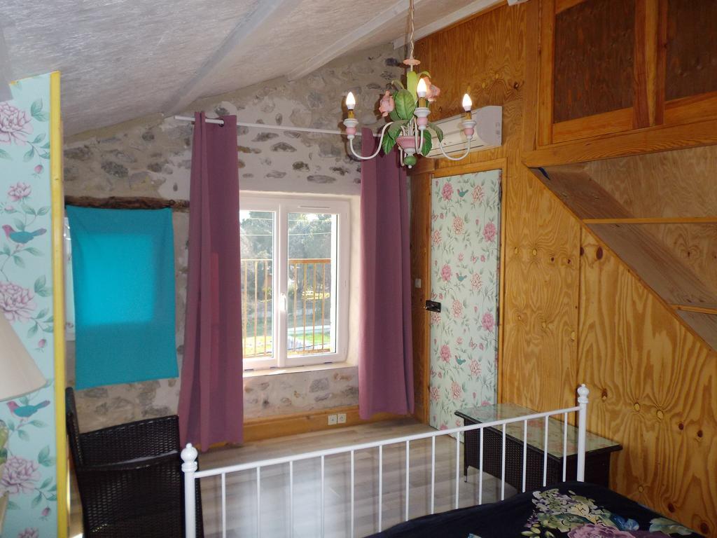 Chambres d'hôte les Jardins de Prasserat Vallon-Pont-dʼArc Exterior foto
